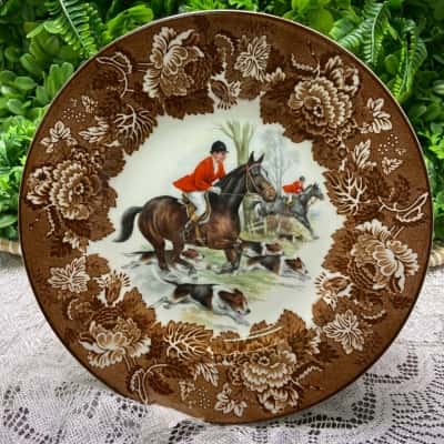 Alpine White Woods & Sons “Fox Hunt” plate