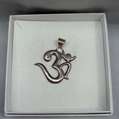 925 Silver Large Om Symbol Pendant 