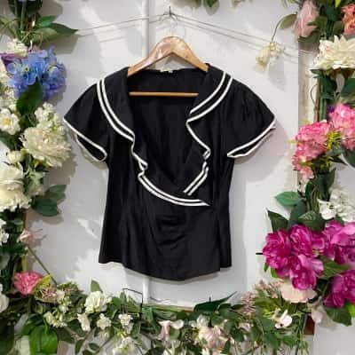 Laura Ashley Womens  Size 10 Blouse / Short Sleeve Shirt Black  / White 