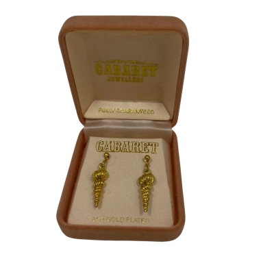 No Markings Women's Shell Shaped Earrings (Costume Jewellery)