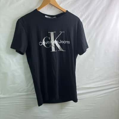 Calvin Klein Jeans Mens  Size M Short Sleeve Shirt Black  