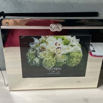 Vera Wang Wedgewood Guest Signing Book + Frame