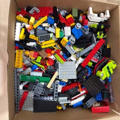 2 kilo of Lego bundle (5)