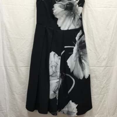 City Chic Womens  Size 14 Black  / Floral 