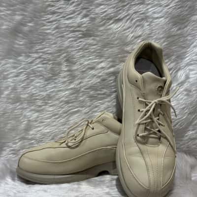  Womens  Size 6 Trainers Beige shoes 