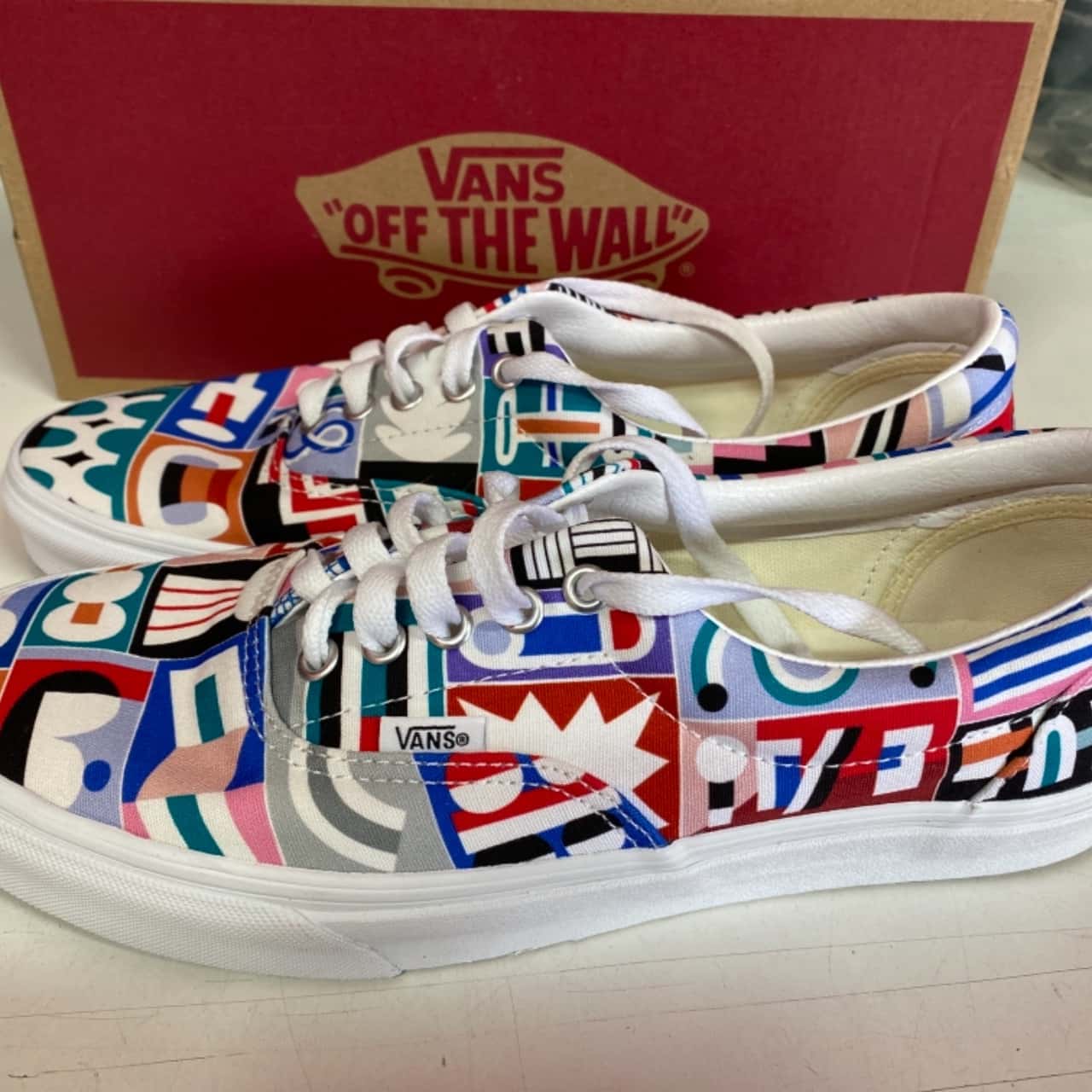 Vans Mens shoes Size 10 Black / Blue / Green / Navy Blue / Pattern ...