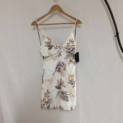  Womens  Size 12 Floral / White 