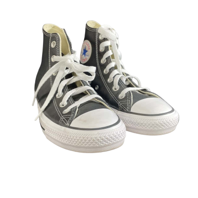 Converse All Star Leather Shoes. Women 8/ Men 6. New 