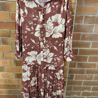  Womens MYLK  Size 12 Maxi Dress Floral 