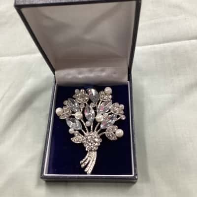Clearstone Brooch Floral Spray