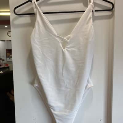 Boohoo Womens  Size 10 White 
