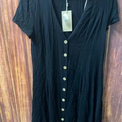 Sass Size 8 Black  dress new 