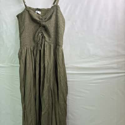 City Chic Womens  Size 18 / M Maxi Dress Khaki 