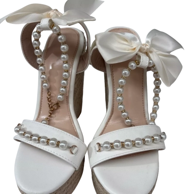  Women’s  Size 38 Heels Perfect for your special day! 