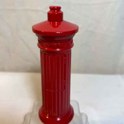 Australia Post Collecter Model