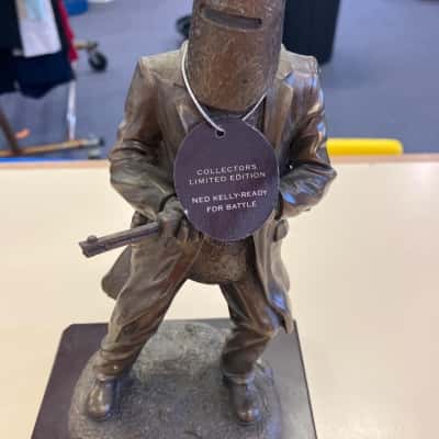 Outback heritage Ned Kelly statue