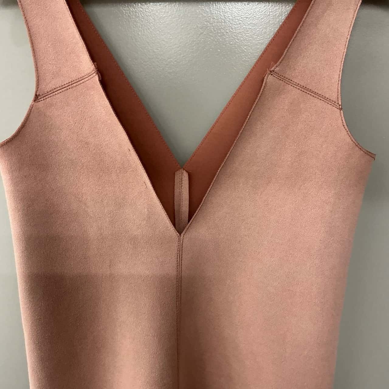 strapless open back dress Naelya Dark Pink Chiffon Halter-Neck Maxi Dress With Corsages – Club L  London