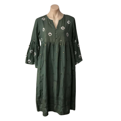 Lula Sole Womens Size S Khaki  /  White / Gold Embellishment Pattern 3/4 Sleeve Midi Dress (new)