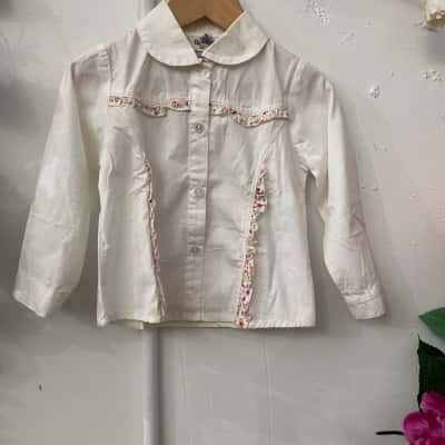 OshKosh Kids  Size 4 shirt White 