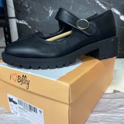 I Love Billy   Size 37 Black  Mary Janes new 