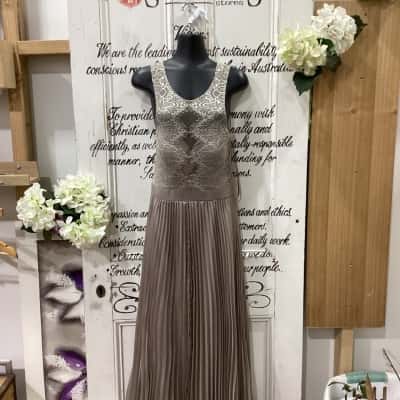 Bariano Australia Brand! BNWT RRP $379.95!! MOCHA COLOURED EVENING WEAR DRESS! Womens  Size 14 Mini Dress / Sleeveless Dress  Black  