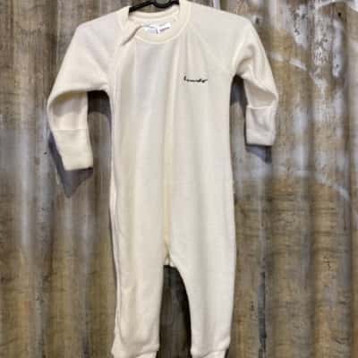 Bonds Kids  Size 6-12m Onesie Cream 