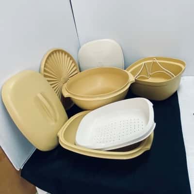 Vintage Tupperware containers