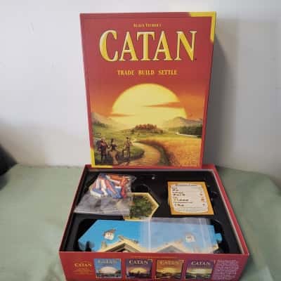 Catan (The Settlers of Catan) – 4th Edition – Klaus Teuber/Mayfair Games