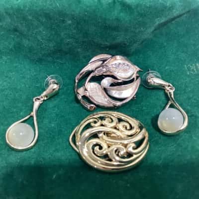  Womens Brooch / Earrings Scarf clip Other 