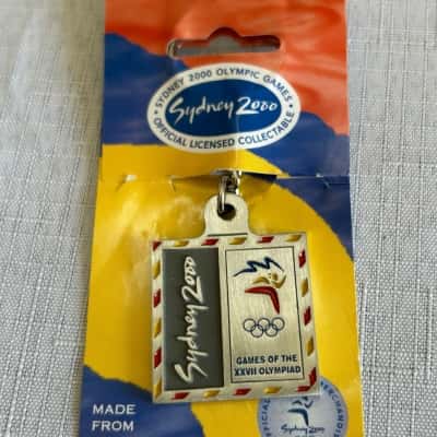 Brand New Sydney 2000 Olympic Games Metal Keyring (B22)