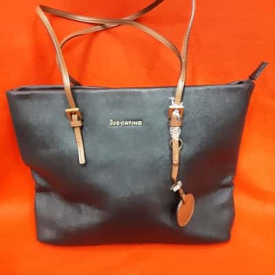 Les Catino large brand new shoulder bag with tan strap detail