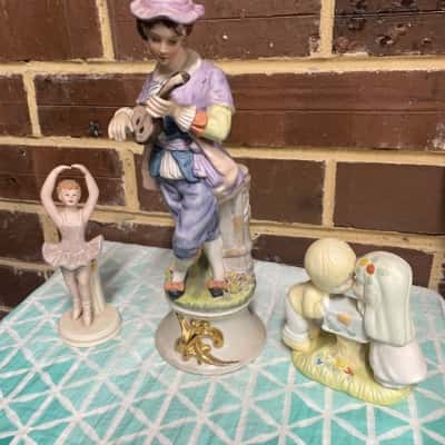 3 Vintage Porcelian / Ceramic Figurines