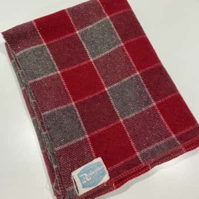 Roberta pure wool vintage blanket 