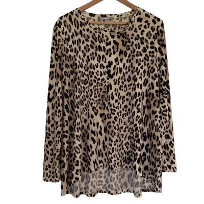 Feathers    Long Sleeve Leopard Print Stretch Top.   Size XL 