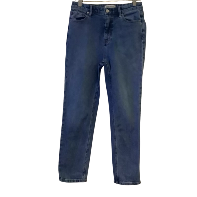 Country Road.  High Rise Blue Wash Jean.   Size 10 