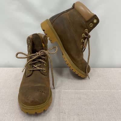 Women's Size 37 Boots Brown 