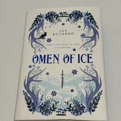 Omen of Ice - Special Owlcrate Collector's Edition by Jus Accardo