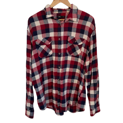 Man / Target Mens  Size XL Flannel Shirt Navy Blue / Red 