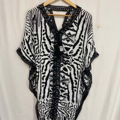  Rockmans Crichet Trim Kaftan Size S/M Zebra Print