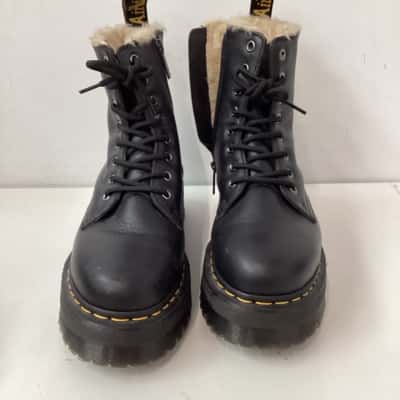 Dr Martens Womens  Size 39 -JADON FL- Black  