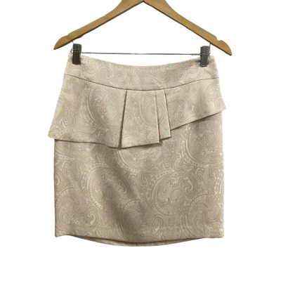 Review Womens  Size 10 Mini Skirt 