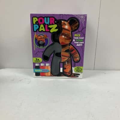 Pour Palz Spooky Treat