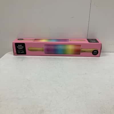Rainbow Catcher/Jewel Chick Bake Some One Happy Rainbow Rolling Pin