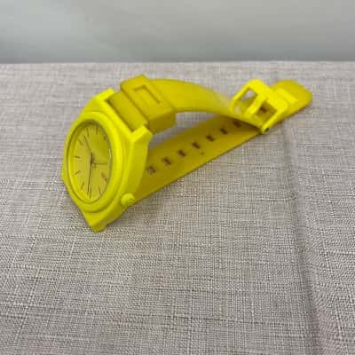 Nixon Unisex Watch Yellow (not in working condition)