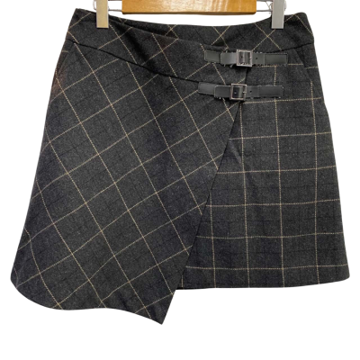 Cue Womens  Size 12 Mini Skirt Black  