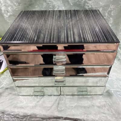  Womens Silver jewellery box 