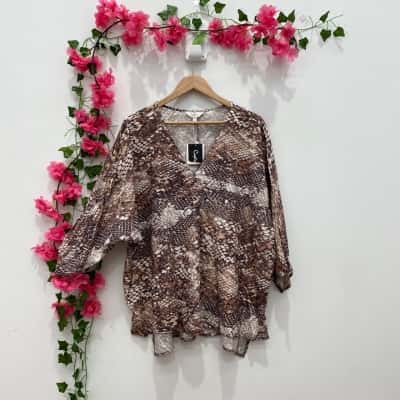 Capture Womens Top Size 18 Snake Print 