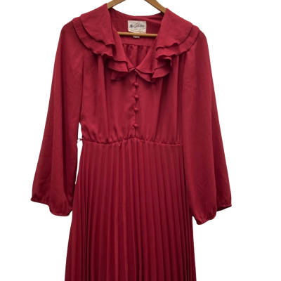 Myer Sutherland Womens  Size 10 VINTAGE Long Sleeve / Midi / Pleated Dress Maroon 