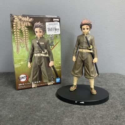 Bandai Kimetsu No Yaiba - Tanjiro Action Figure on Stand in Box