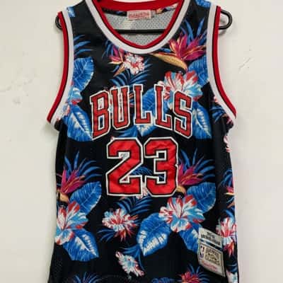 Mitchell & Ness Mens  Size M Jersey Multicoloured / Red 